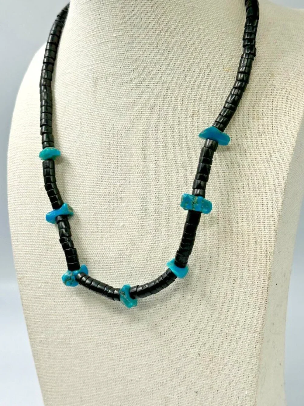 Vintage Turquoise Nugget Beaded Necklace Men Black Heishi Beads Barrel Clasp